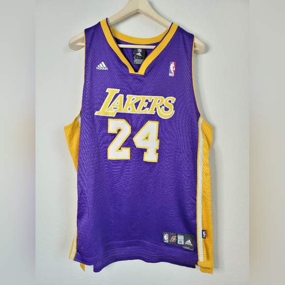 Lakers 24 Bryant Purple and Yellow NBA Jersey Size XL - Picture 2 of 16